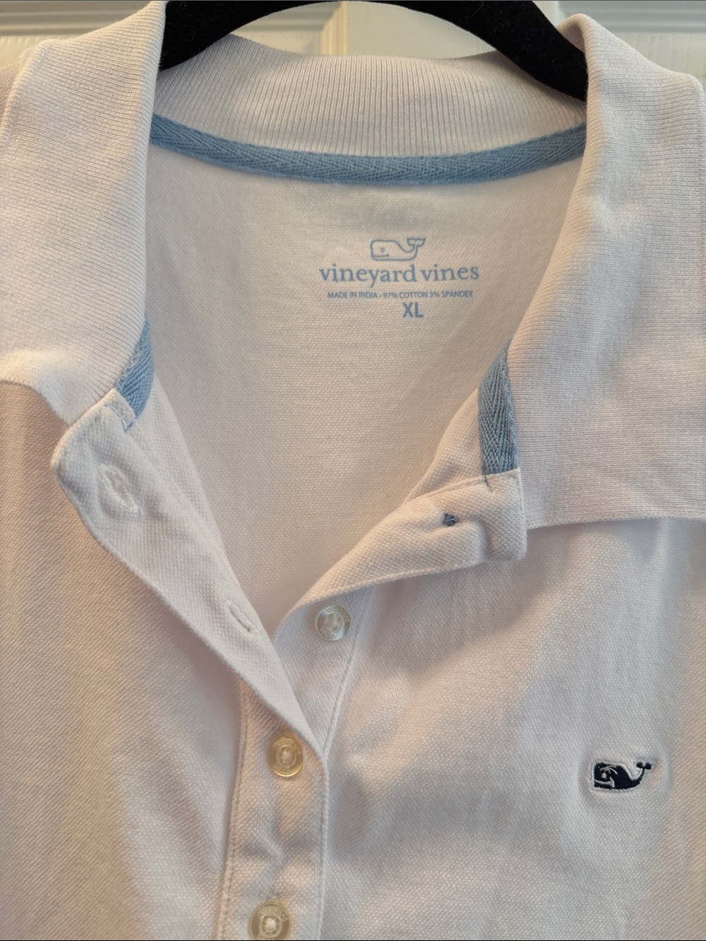 Vineyard Vines White Polo with Whale Logo - Picture 2 of 3